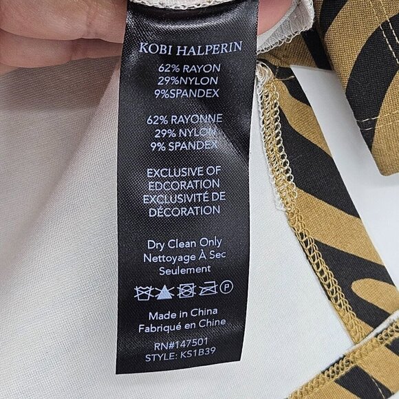 Kobi Halperin Yara Sequined Animal Print Top Tee Women’s Size XS Relaxed Fit - Picture 9 of 11